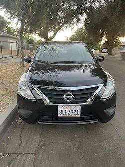 Nissan Versa Sedan Black