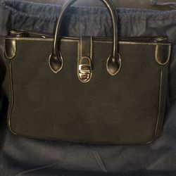 Dooney and Bourke purse