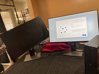 2 -Monitor 27” Flast Dell Adjustable 360•