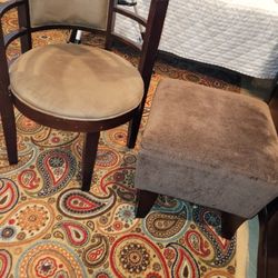 Small Chair And Square Ottoman 