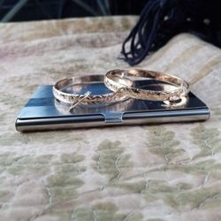 Real 5.5GF Matching Bracelets  (Gold Hawaiian Print ) Design 