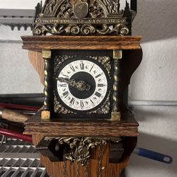 Antique Clock Working Perfect 