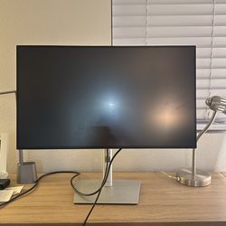 Dell UltraSharp U2723QE 27” 4K IPS USB-C  Hub Monitor