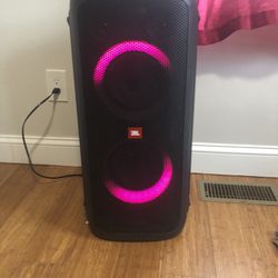 JBL Party Box 100