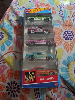 Hot Wheels HW Flames 5-Car Pack