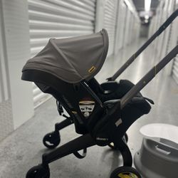 Doona Car Seat/stroller With Base
