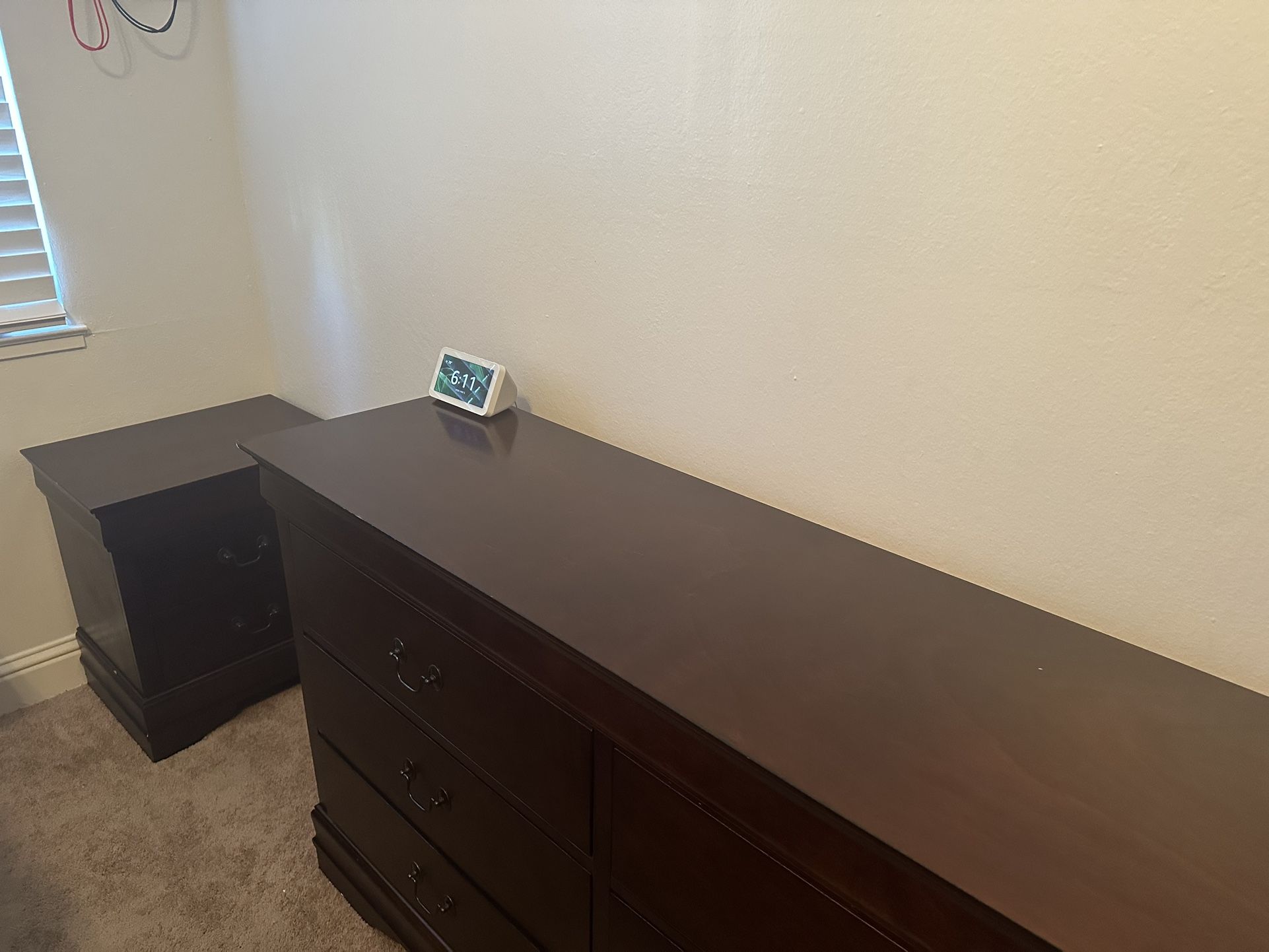 Dresser& Night Table