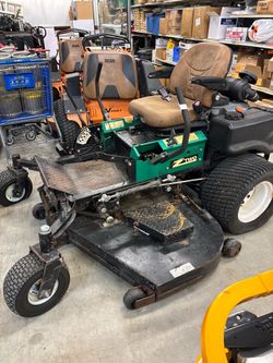 Lesco commercial lawnmower