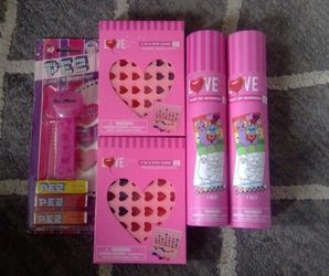 Valentines Kids Activity Gifts. 4 In A Row Game & Llama Painting