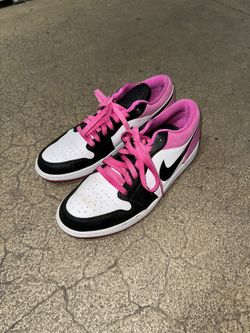 Jordan 1 Low Black Active Fuchsia
