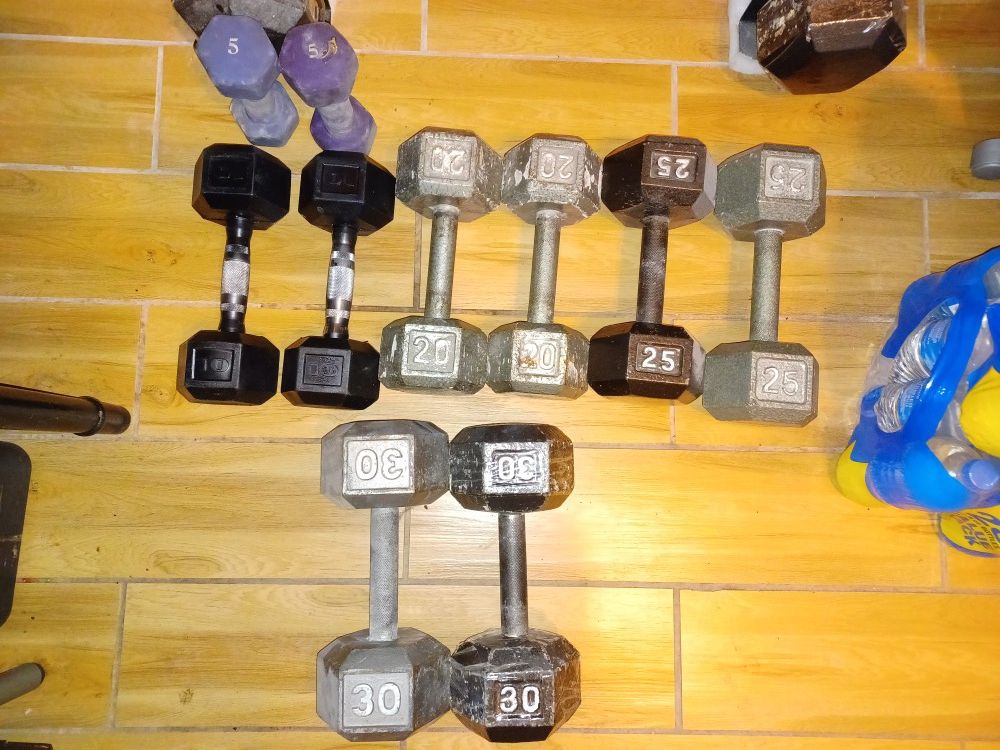 Hex Dumbbells Set And Stand