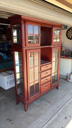 China cabinet