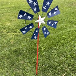 4th July Windmill Decoration 