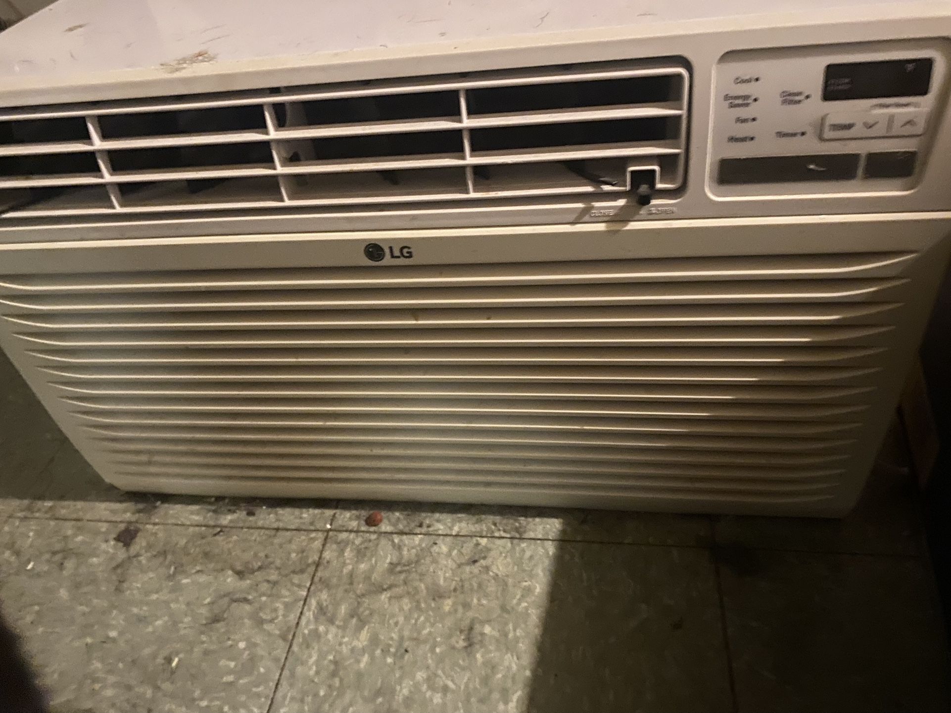 AC/HEATER Window Unit 11900 BTU (ea)READ BEFORE INQUIRING
