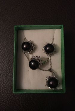 Fresh water black pearl from the orient