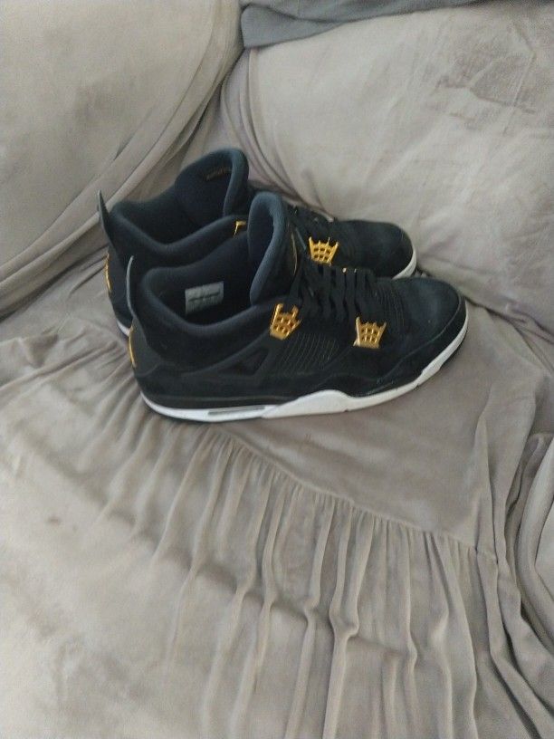 Jordan 4's