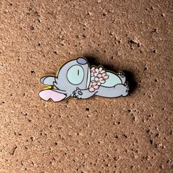 Sleeping Stitch with Lei – Loungefly Disney Lilo & Stitch Floral Pin – BoxLunch