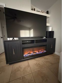 TV stand w fireplace