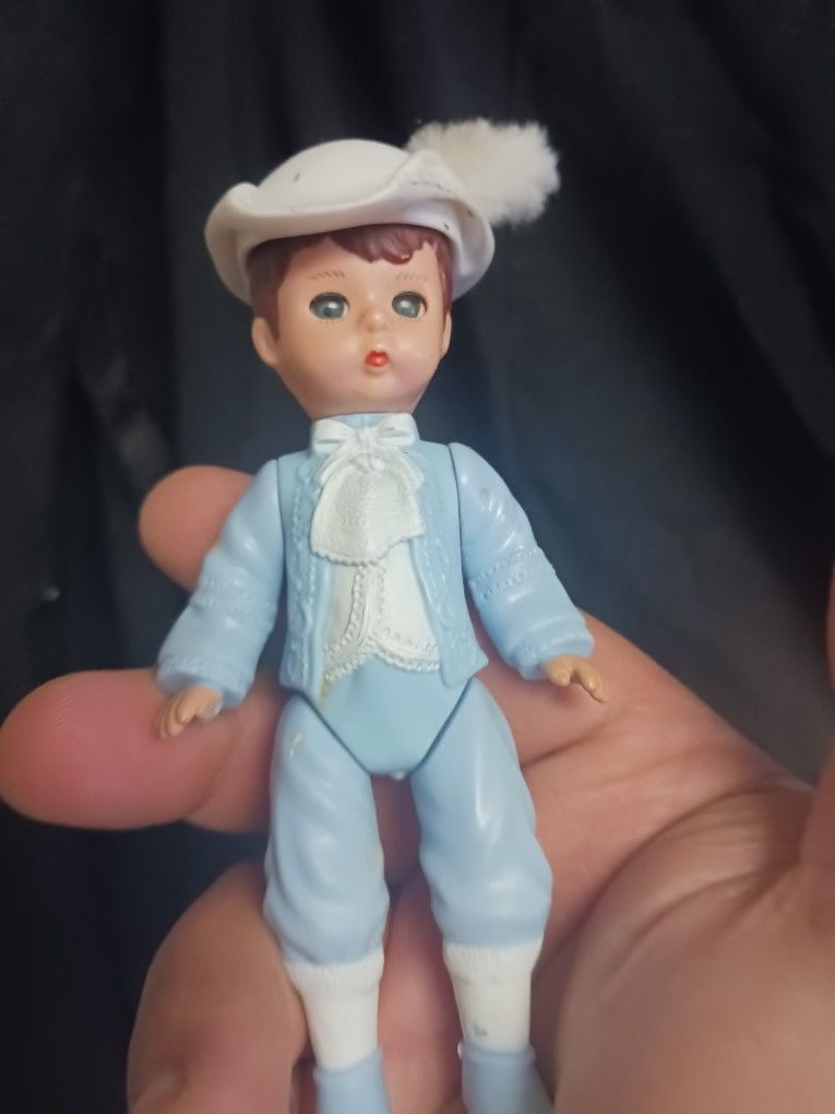 Prince Charming Madame Alexander Blue Boy McDonald's Doll
