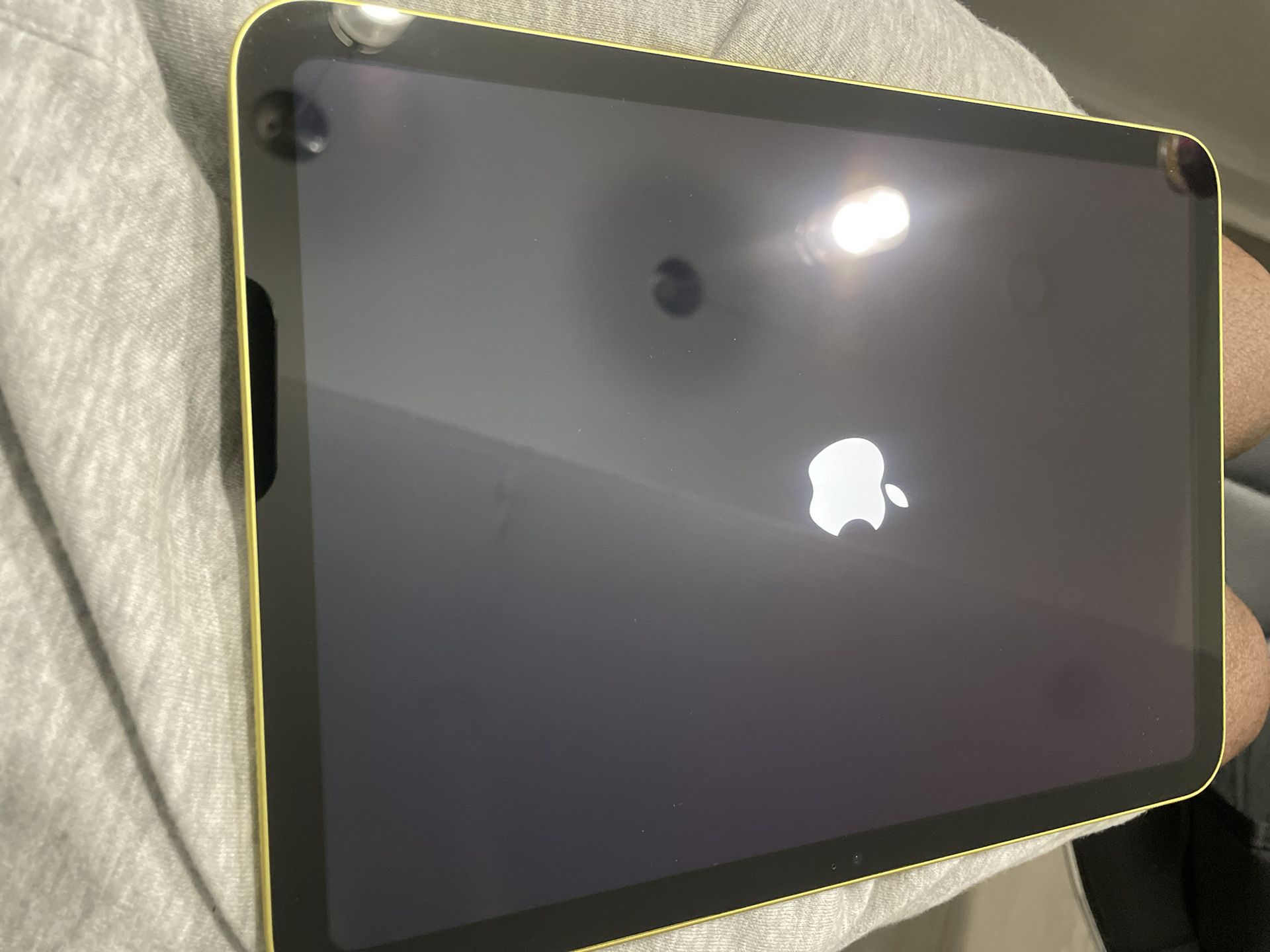 Apple iPad 10 Generation 