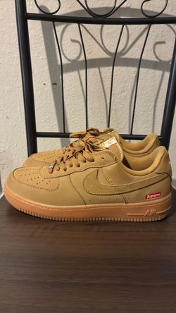 Size 12 Nike airforce 1 supreme very good condition