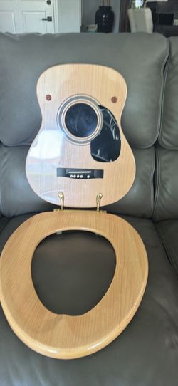 Guitar toilet seat