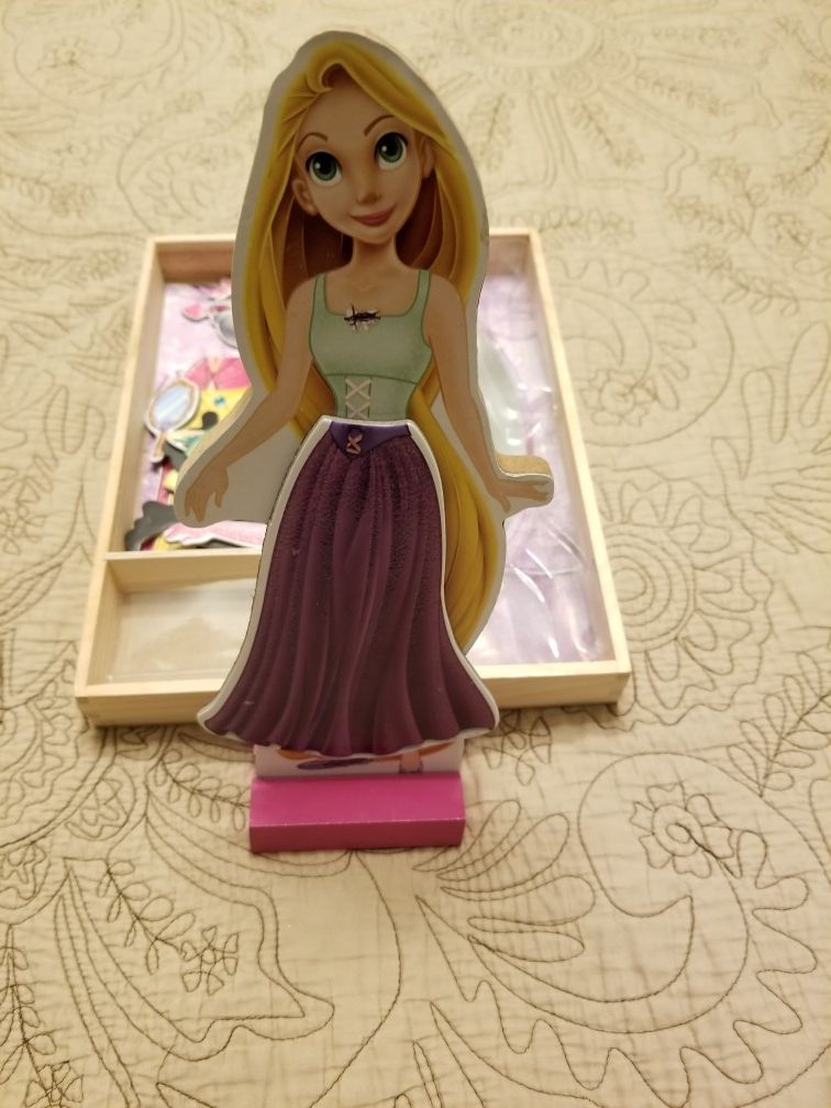 Dress Up Rapunzel