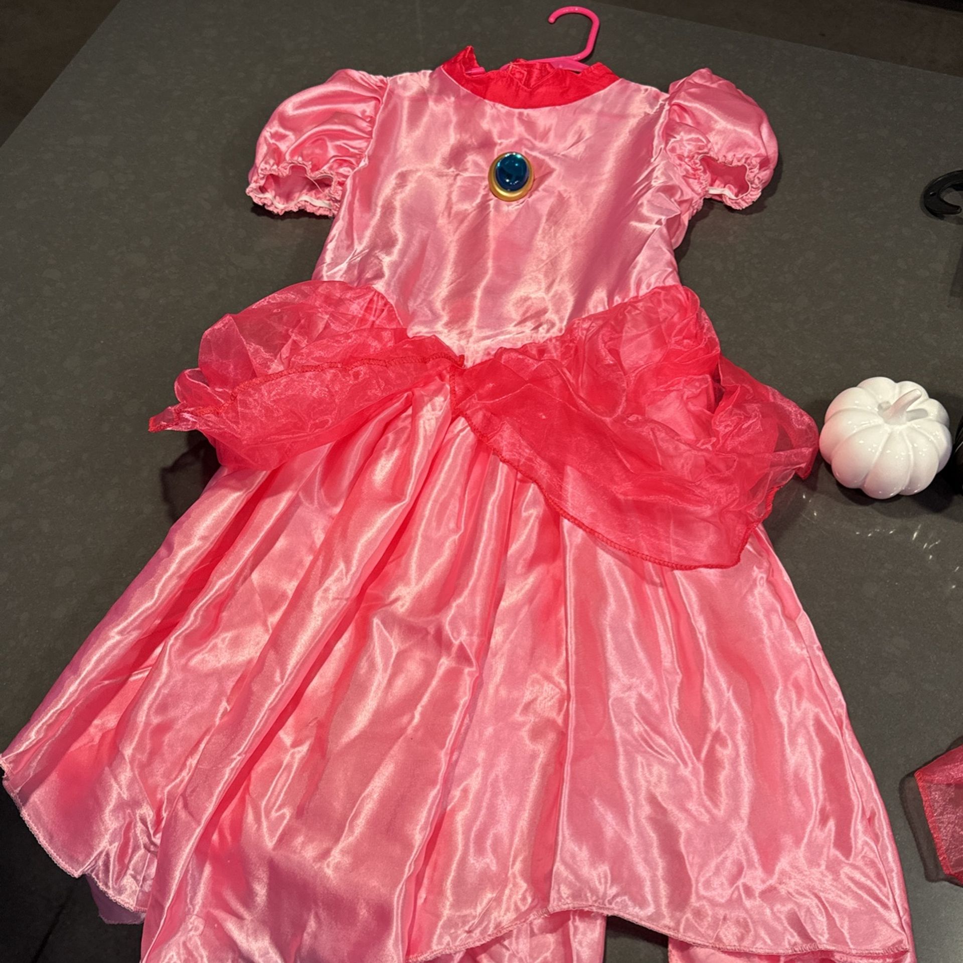 Princess Peach Costume