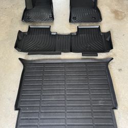 19-23 Chevy Blazer Floor Liners & Console tray
