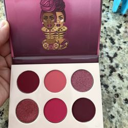 Juvia’s Place Eye Shadow Pallets 