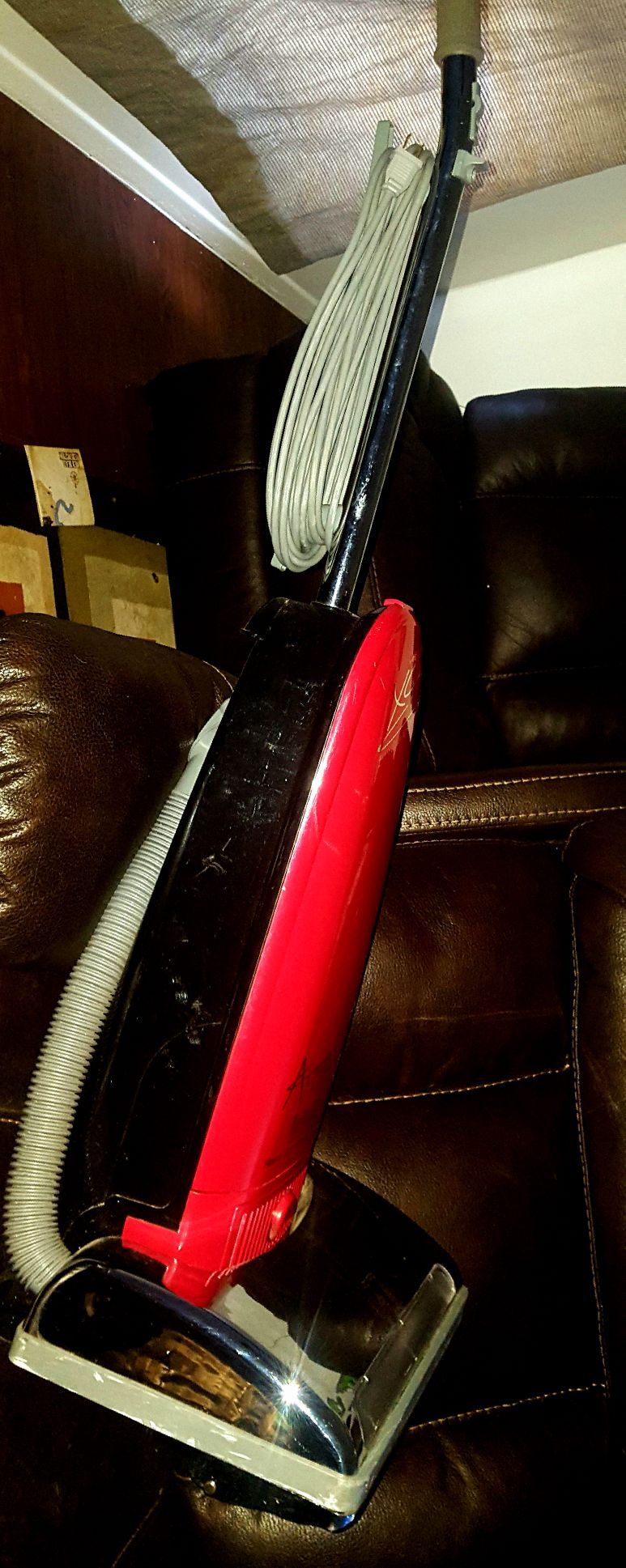 BELVEDERE (Riccar 8925) Commercial Vaccum retail $739.95