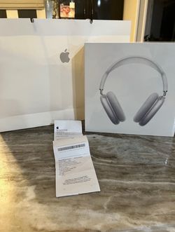 AirPod Maxes USB-C Silver New (Open Box)