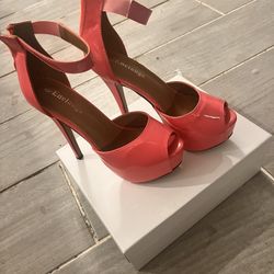 Pink Heels Size 7 