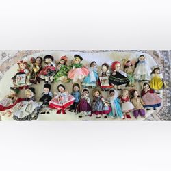 🌲🌲$40!! 25 8" Mdm Alexander Int'l Dolls!!