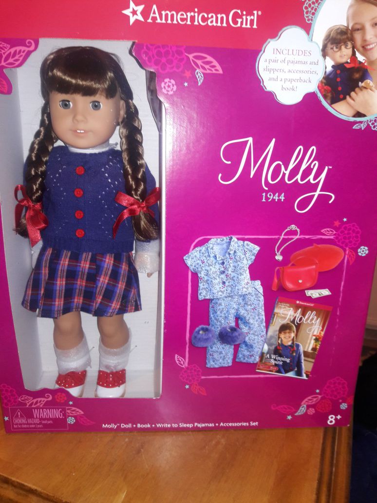 American Girl Molly bundle