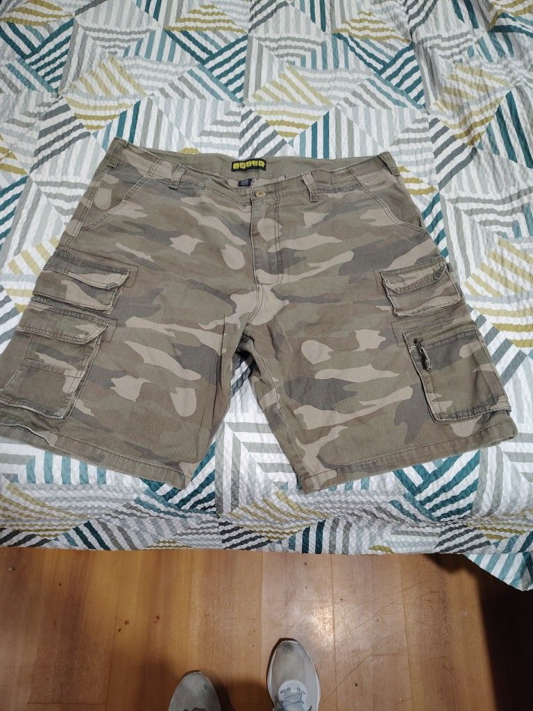 Crash Mens Shorts Size 44