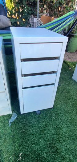 White 4-Drawer Rolling Filing Cabinet