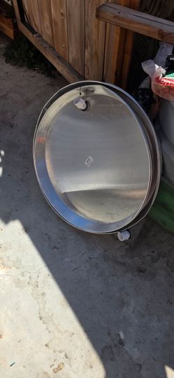 WATER HEATER DRAIN PAN STEEL, 24" with PVC adapter