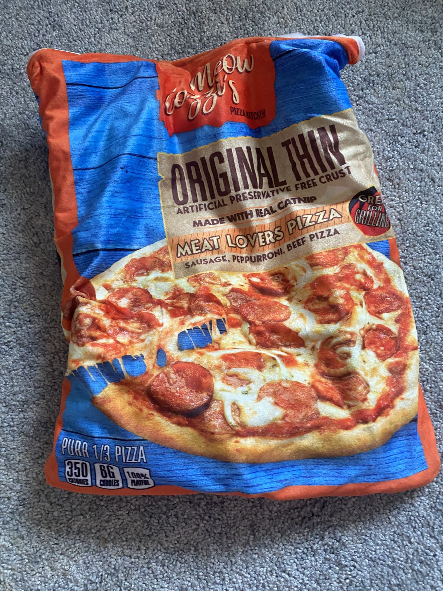 Pizza cat crinkle toy