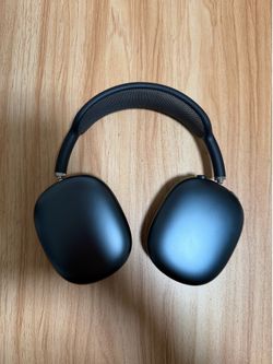 AirPod Maxes
