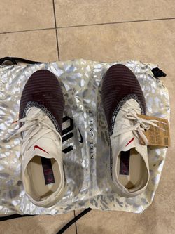 Soccer cleats