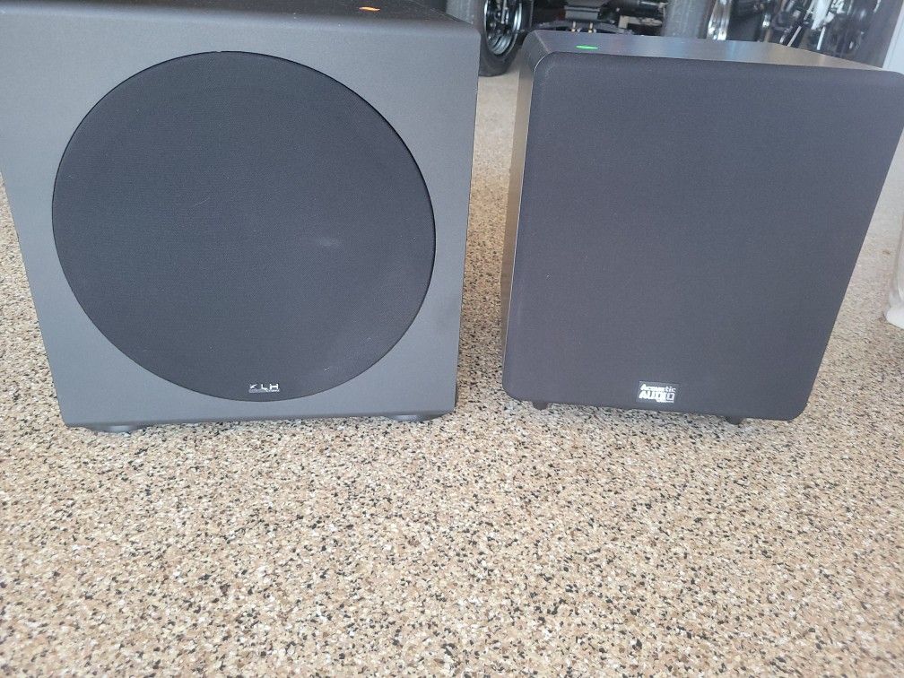Subwoofers 