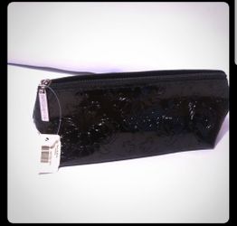 NWT Bath and Body Works Black Zipper Bag Cosmetic Case