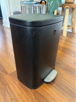 Small black trashcan
