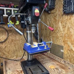Taladro De Mesa   Craftsman 14”, Juego De Brocas , Mordaza De 4” Y Pie De Rey Digital  En Pulgadas Y Milímetros.