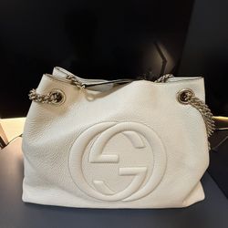 Authentic GUCCI Soho Leather Shoulder Bag- Double Gold Chain - Ivory