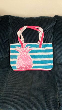 Beach Bag with Pineapple On Front