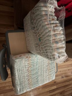 Size 5 pampers 114 diapers