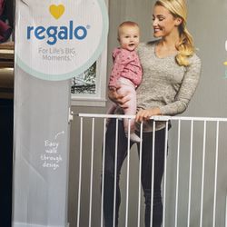 Regalo Top Of Stair Safety Gate