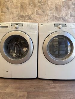 Kenmore washer and dryer laundry